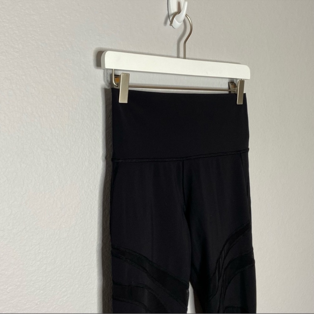 Lululemon Wunder Under Pant hi rise (with Tech Mesh) size 8 - Picture 4 of 9
